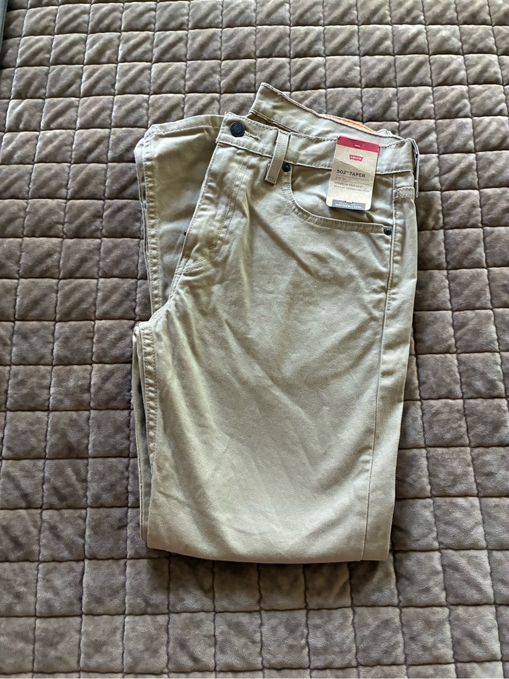 Levi's Men's Chinos in Light Khaki
